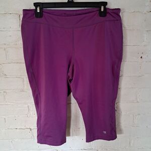 Champion Womens XL Purple Capri Length Athletic Leggings